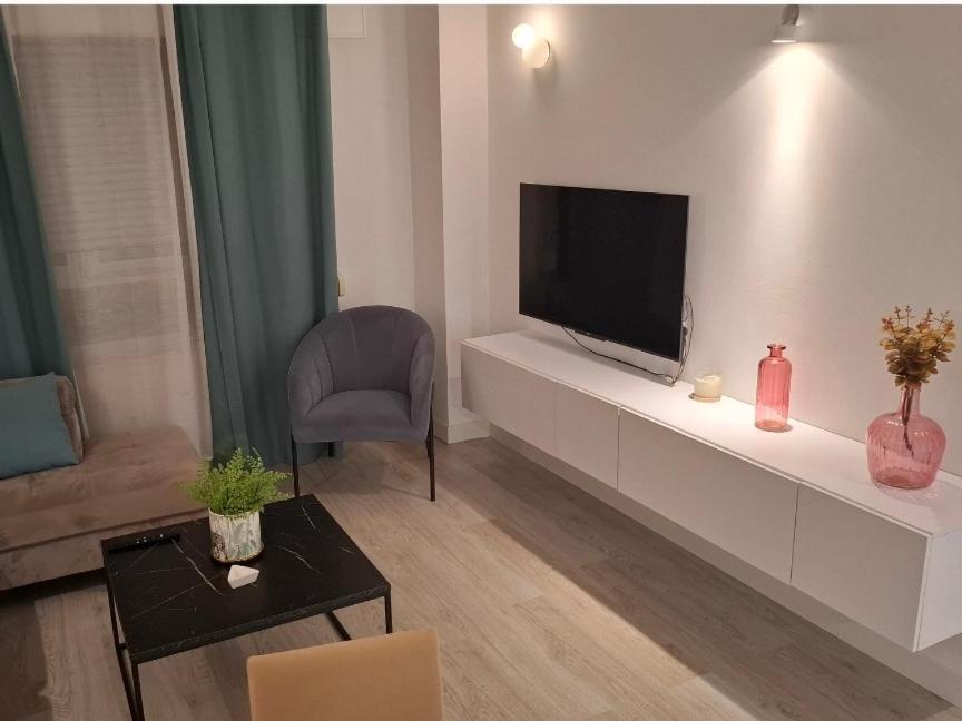 Moderno Apartamento Con Garaje Privado En El Centro De Vigo Cameră foto