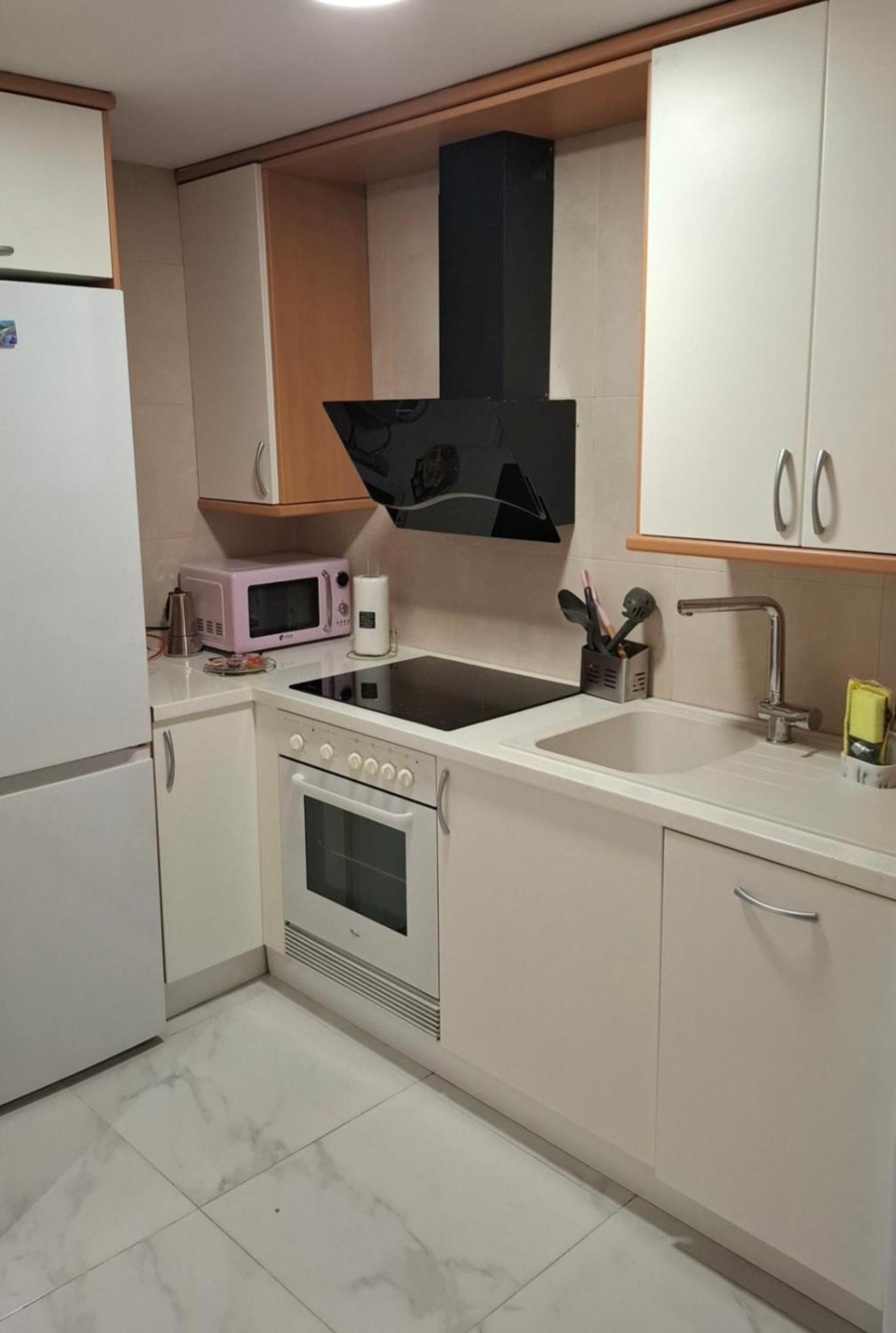 Moderno Apartamento Con Garaje Privado En El Centro De Vigo Cameră foto