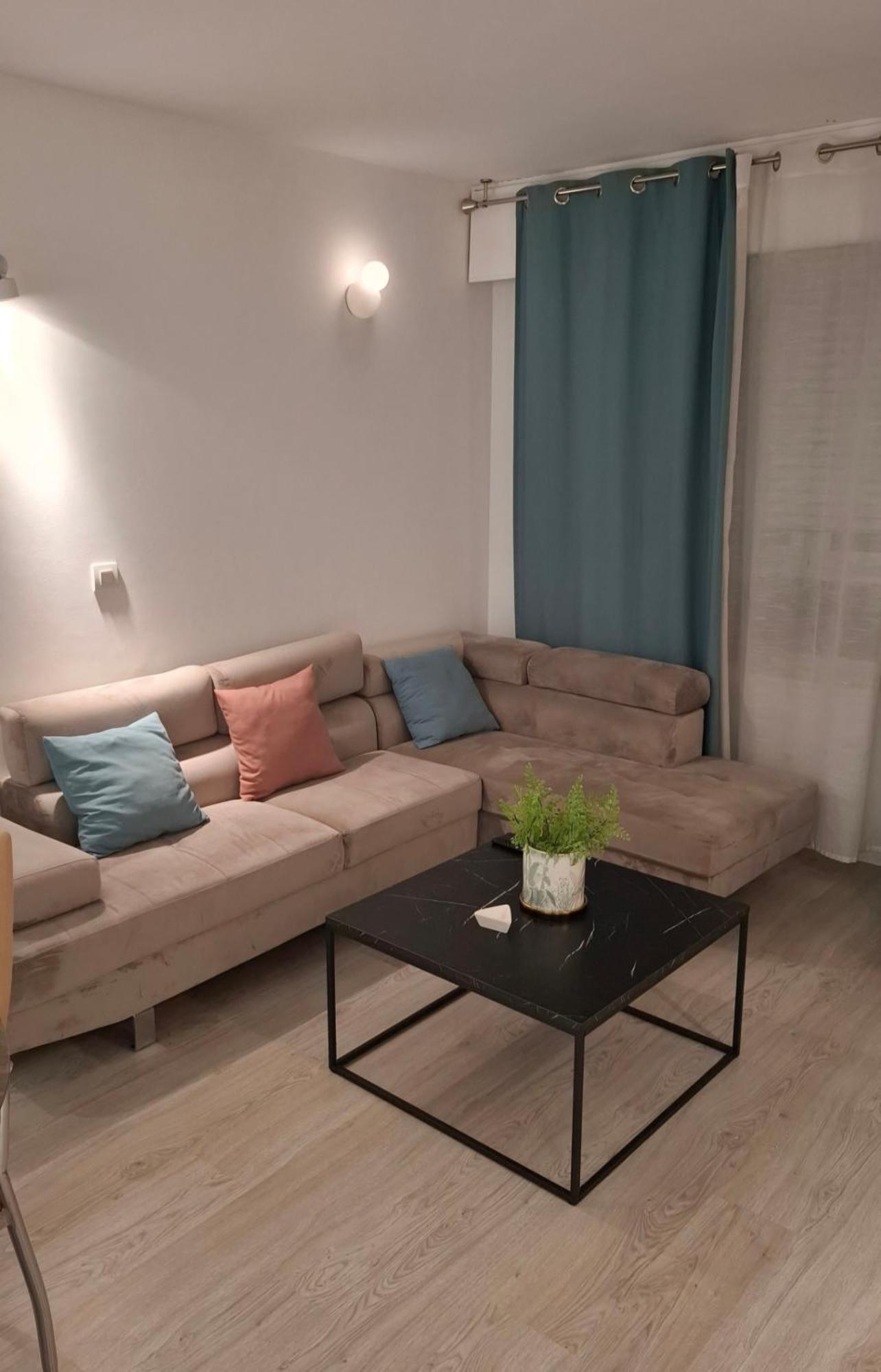 Moderno Apartamento Con Garaje Privado En El Centro De Vigo Cameră foto